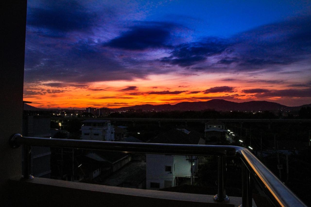 Sky Villa Hua Hin Guesthouse - Adults-Only Luaran gambar